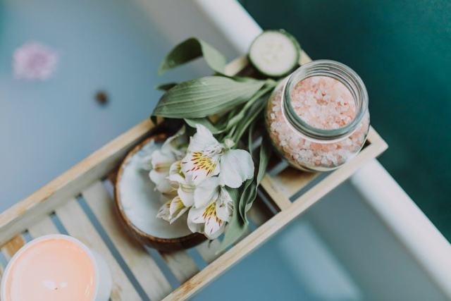 Méfaits lampe de sel : guide massage bien-être